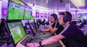 巴特勒封盖绝杀！库里突然伤退，还好有年轻人顶上