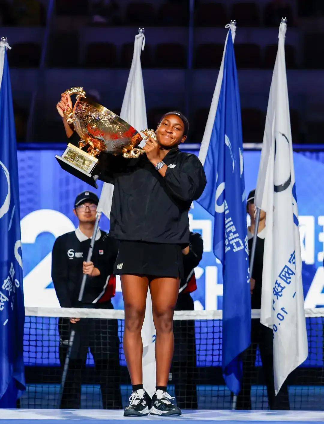 的女子50 的女子50