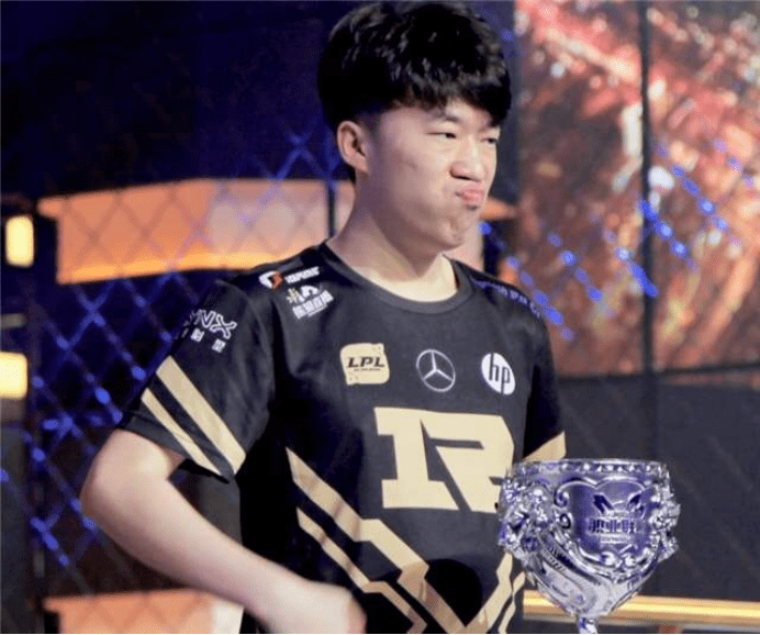 的顶尖水平 的顶尖水平